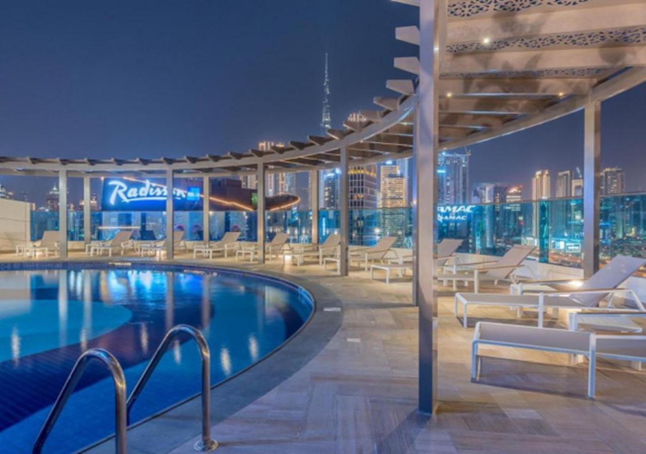 Elegant 2Br View With Rooftop Pool The Bay Dubai Eksteriør billede